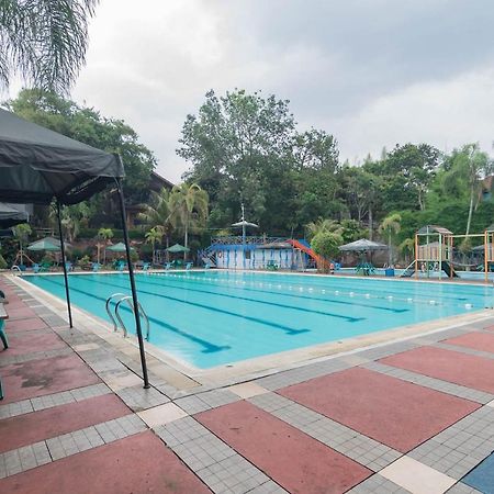 Urbanview Hotel Sagara Bogor Buitenkant foto