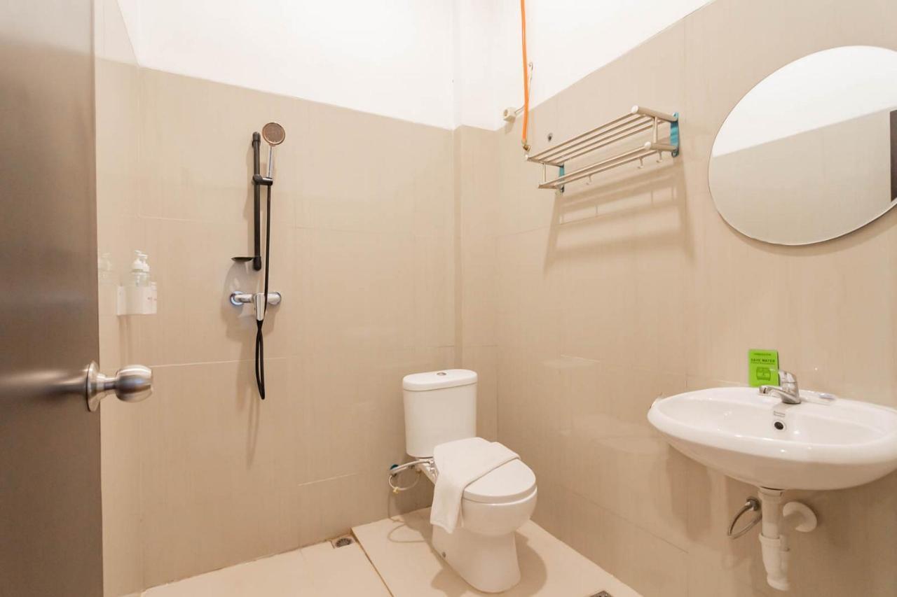Urbanview Hotel Sagara Bogor Buitenkant foto