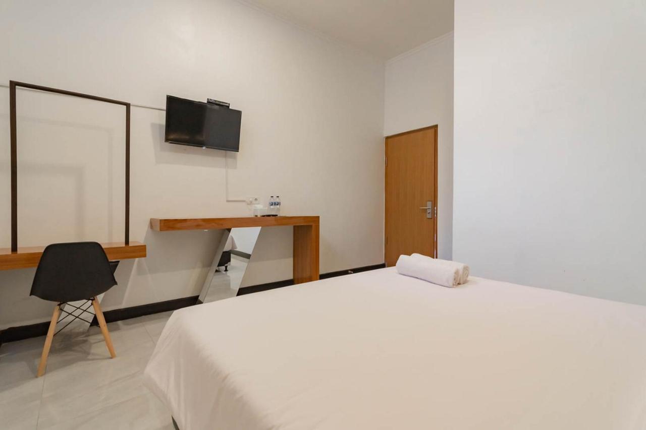 Urbanview Hotel Sagara Bogor Buitenkant foto