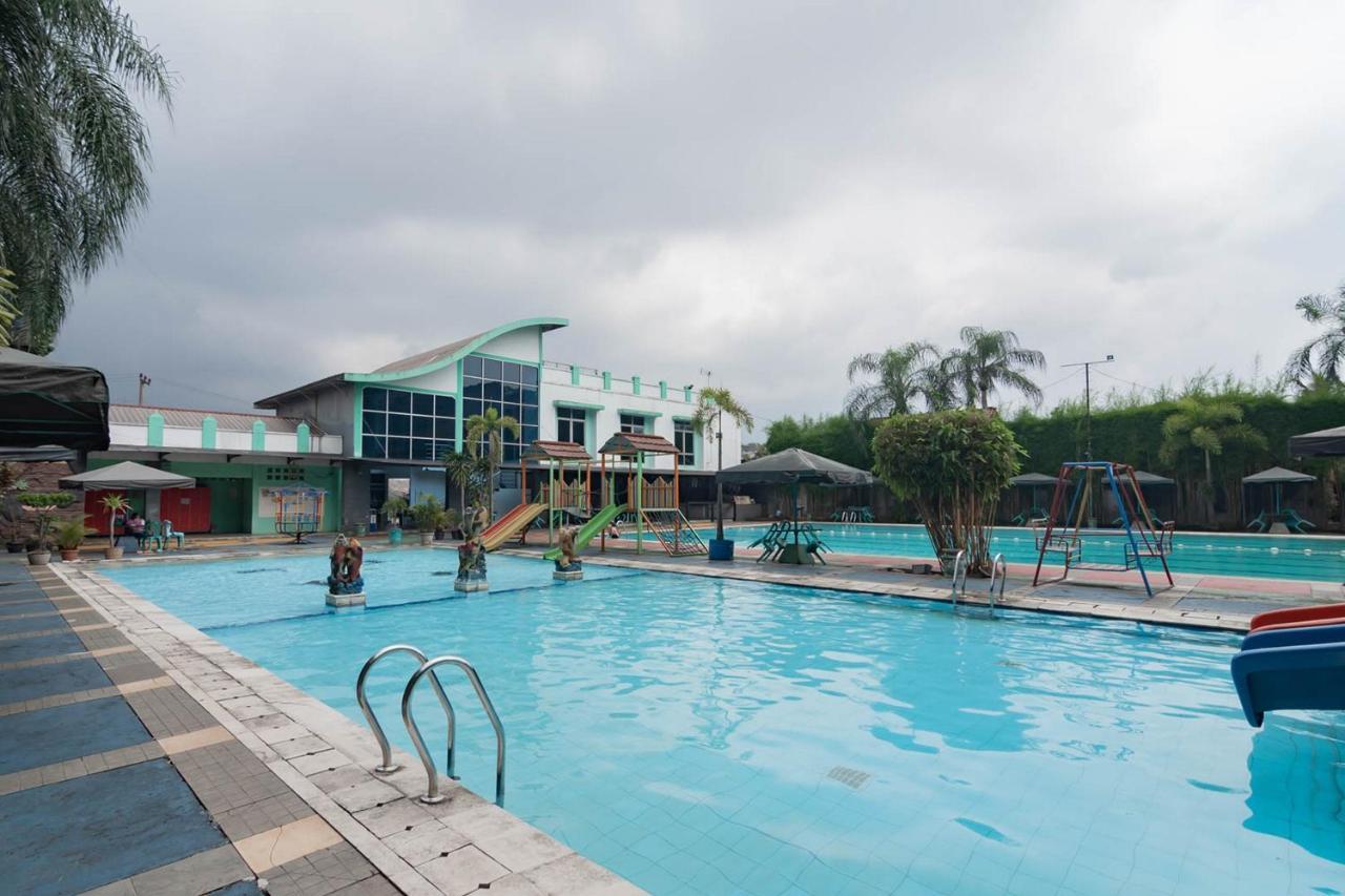 Urbanview Hotel Sagara Bogor Buitenkant foto